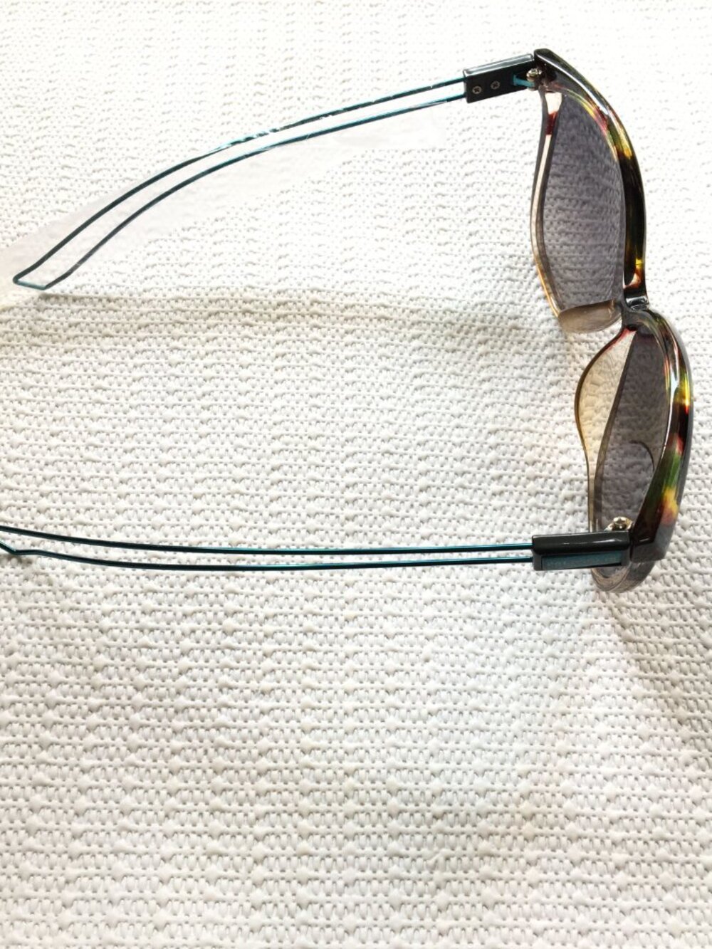 New Tortoise Shell Sunglasses - Picture 3 of 4